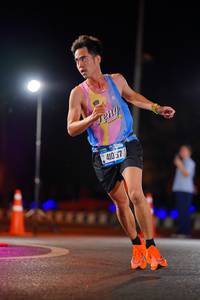 BIB: 410
                            <button type="button" onclick="openModal(21505544)" class="btn btn-primary btn-sm float-right btn-popup" data-toggle="modal" data-target=".modal-high-quality">
                        <i class="fas fa-shopping-cart"></i> Add to Cart
                    </button>
                                            <button type="button" onclick="isThisMe(21505544, true)" class="btn btn-success btn-sm float-right btn-popup btn-isme hidden" data-toggle="tooltip" data-placement="bottom" title="นี่คือรูปของคุณใช่ไหม คลิกที่นี่เพื่อเอาเข้าอัลบั้ม">
                        <i class="fas fa-plus"></i> Add to album
                    </button>
                    <button type="button" onclick="isThisMe(21505544, false)" class="btn btn-warning btn-sm float-right btn-popup btn-isnotme hidden">
                        <i class="fas fa-ban"></i> Remove from album
                    </button>